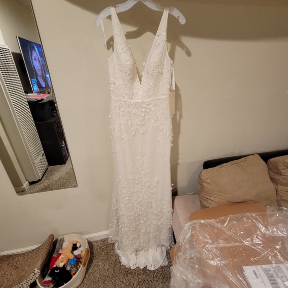 David's Bridal Melissa Sweet 3d Leaves NWT - Picture 3 of 6